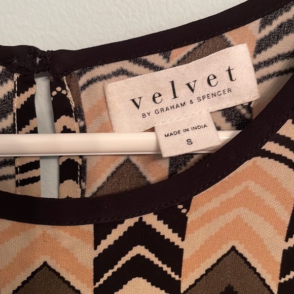 Velvet by Graham & Spencer Geometric Print Cap Sleeve Elastic Waist Midi Sz S - Picture 4 of 6